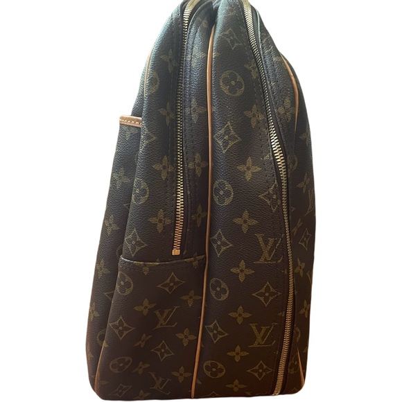 Louis Vuitton Travel Bag with Luggage Tag, Lock and Key, & COA - Picture 13 of 16